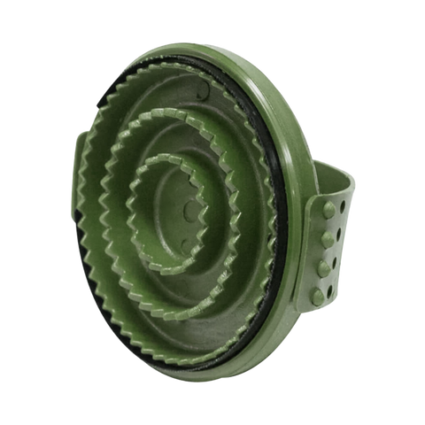 Curry Comb with Blade
